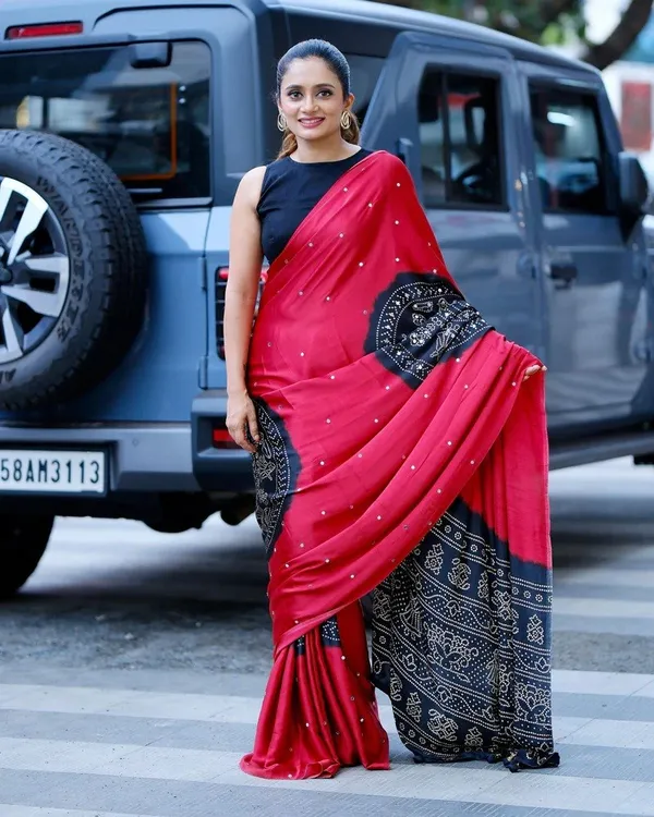 Ruby_Red_Modal_Silk_Folk_Art_Printed_Saree_For_Women