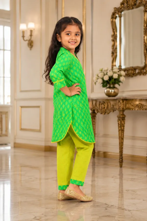 Green_And_Yellow_Cotton_Polka_Dot_Kurta_Set_For_Girls
