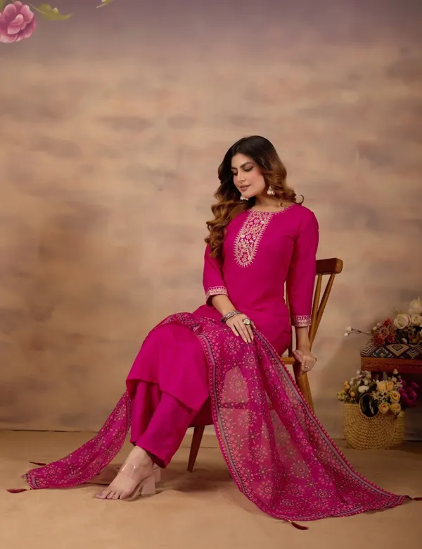 Women_Ethnic_Embroidered_Thread_Work_Kurta_with_Trousers_&_Dupatta