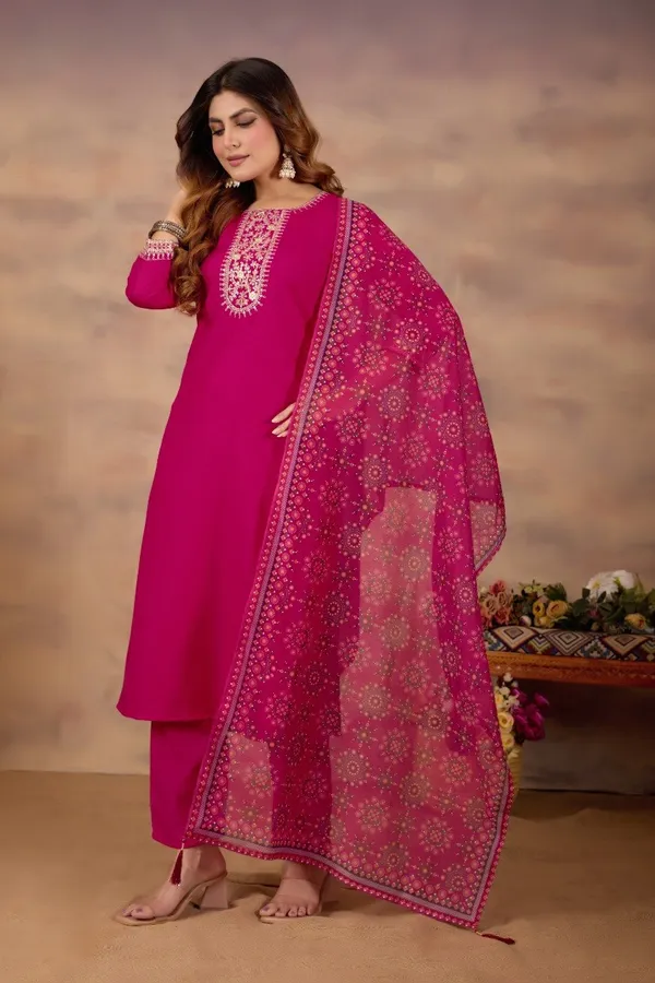 Women_Ethnic_Embroidered_Thread_Work_Kurta_with_Trousers_&_Dupatta