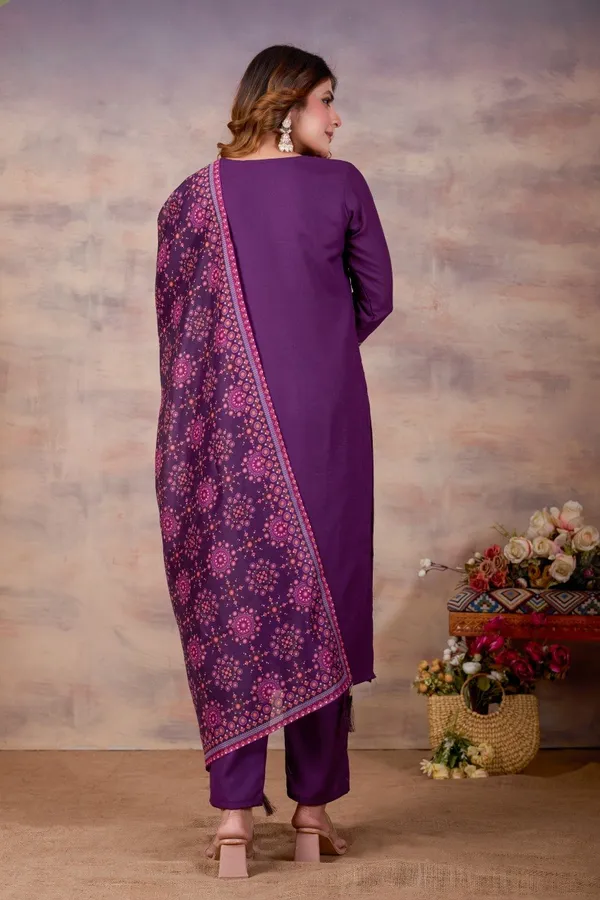 Women_Ethnic_Embroidered_Thread_Work_Kurta_with_Trousers_&_Dupatta
