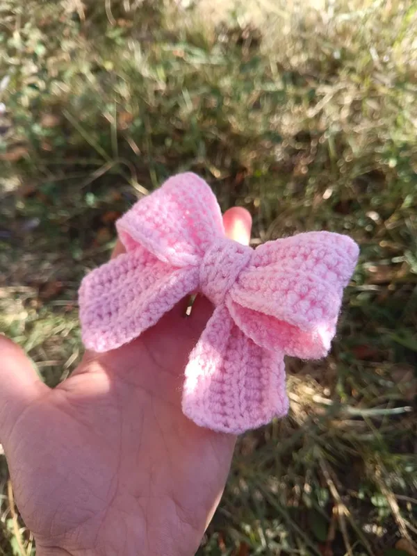 Handmade_Crochet_Pink_Bow_Hair_Clip