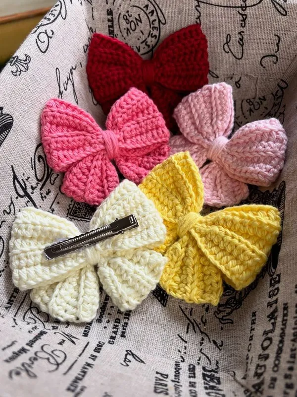 Handmade_Crochet_Bow_Hair_Clips_-_Set_of_6_Multicolor_Bows