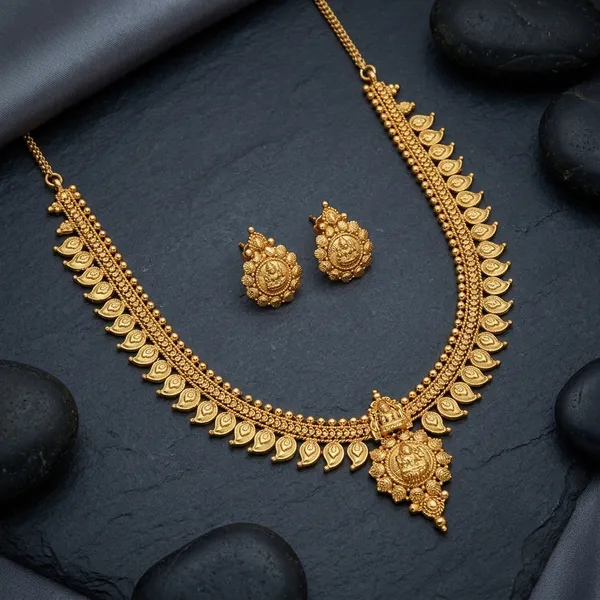 Gold_Micro_Polish_Temple_Motif_Short_Haar_Necklace_Set_For_Women