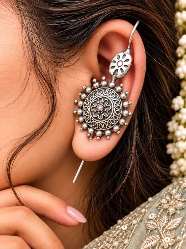 Navratri_Special-BEAUTIFUL_LIGHT_WEIGHT_SILVERLOOKLIKE_LIGHT_WEIGHT_EARCUFF