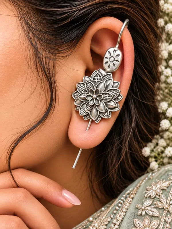 Navratri_Special-BEAUTIFUL_LIGHT_WEIGHT_SILVERLOOKLIKE_LIGHT_WEIGHT_EARCUFF