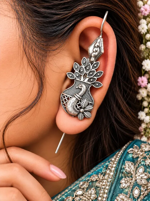 Navratri_Special-BEAUTIFUL_LIGHT_WEIGHT_SILVERLOOKLIKE_LIGHT_WEIGHT_EARCUFF