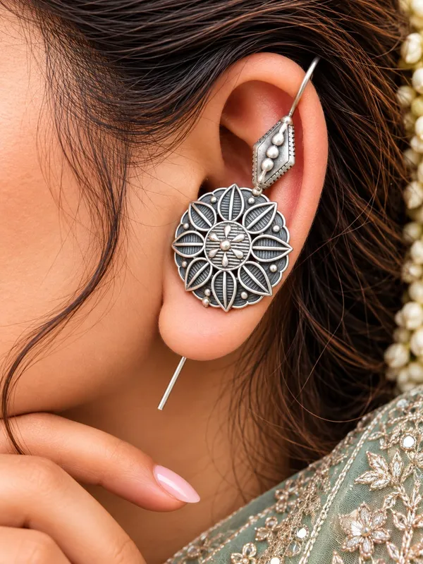 Navratri_Special-BEAUTIFUL_LIGHT_WEIGHT_SILVERLOOKLIKE_LIGHT_WEIGHT_EARCUFF