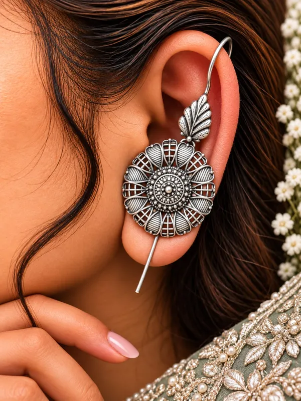 Navratri_special-BEAUTIFUL_LIGHT_WEIGHT_SILVERLOOKLIKE_LIGHT_WEIGHT_EARCUFF
