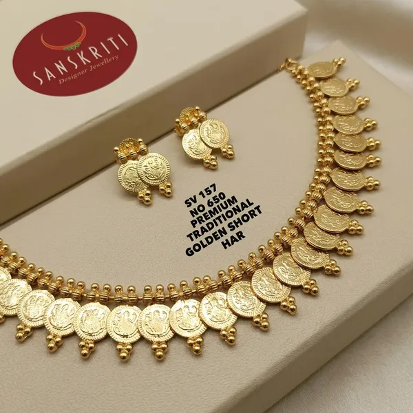Gold_Micro_Polish_Coin_Motif_Short_Haar_Necklace_Set_For_Women