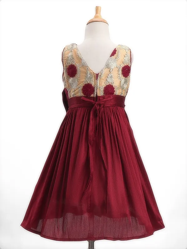 Phlox_Design_V_Neck_Party_Dress_Maroon