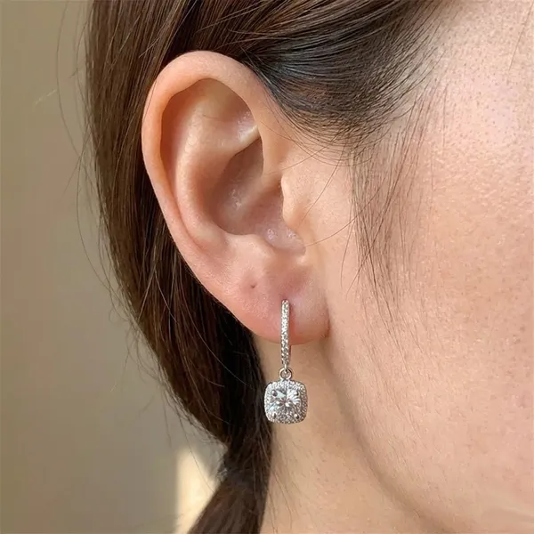 Silver_American_Diamond_Studded_Anti_Tarnish_Clip-on_Earrings