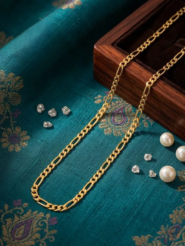 Gold_Plated_Chain_Necklace_Lightweight_Minimalist_Fashion_Jewellery
