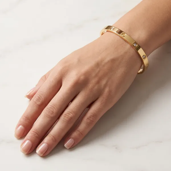 Classic_Round_Screw_Motif_Statement_Kada_Bracelet_with_Solitaire_Crystals