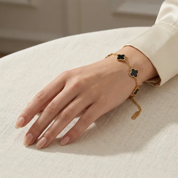 Clover_Gold_Bracelet_Adjustable_-_Black