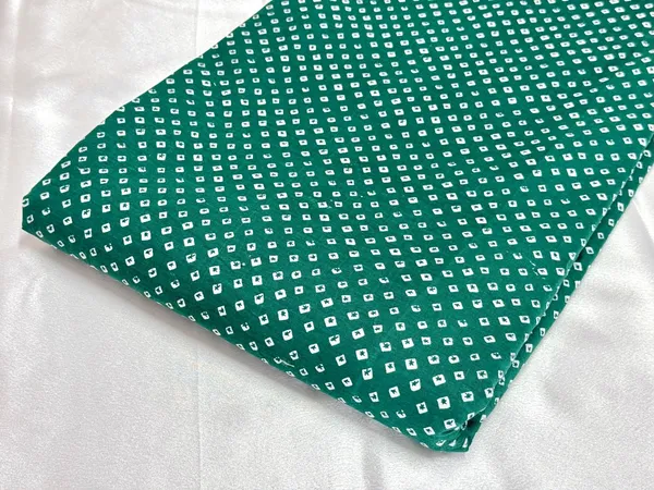Bottle_Green_Bandhani_Printed_Cotton_Fabric_(Price_Per_Meter)