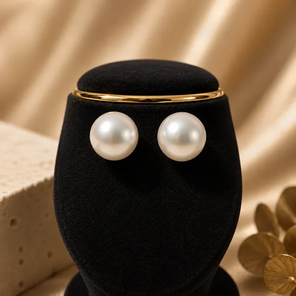 Cream_Pearl_Earrings