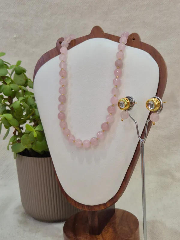 Baby_Pink_Onyx_Necklace_With_Earrings