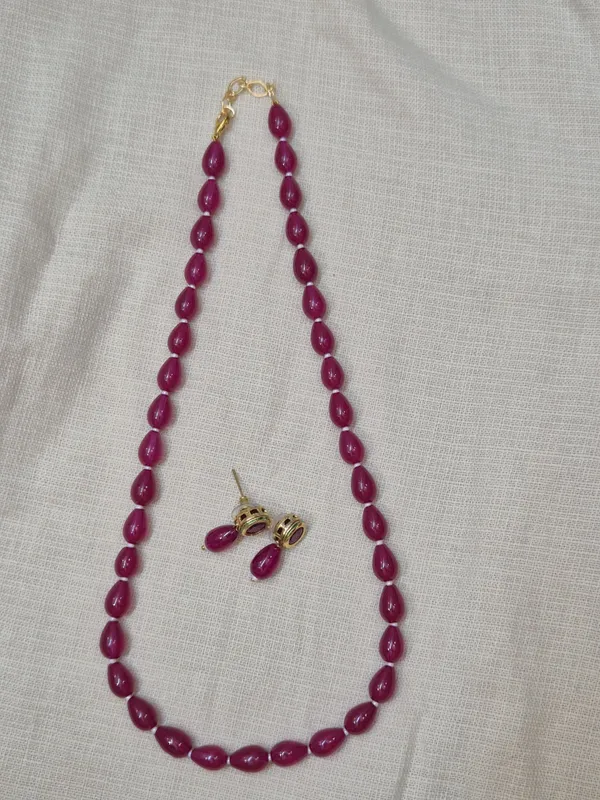 Bold_Maroon_Bead_Necklace_&_Earring_Set