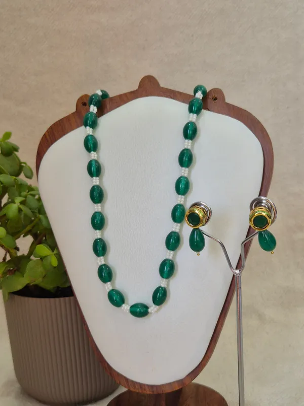 Elegant_Green_Drop_&_White_Bead_Necklace_&_Earring_Set