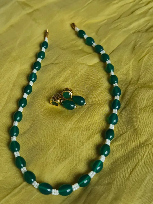 Elegant_Green_Drop_&_White_Bead_Necklace_&_Earring_Set