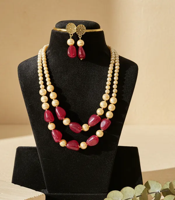 Maroon_Stone_&_Golden_Shade_Pearl_Necklace_With_Earrings