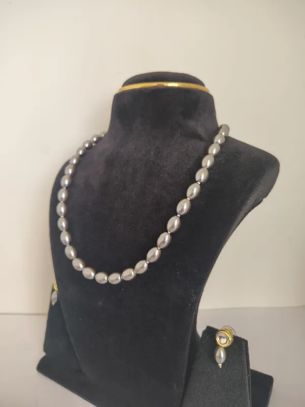 Grey_Drop_Shape_Pearl_Necklace_Gsl344
