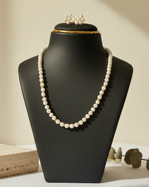 Classic_White_Pearl_With_Earrings