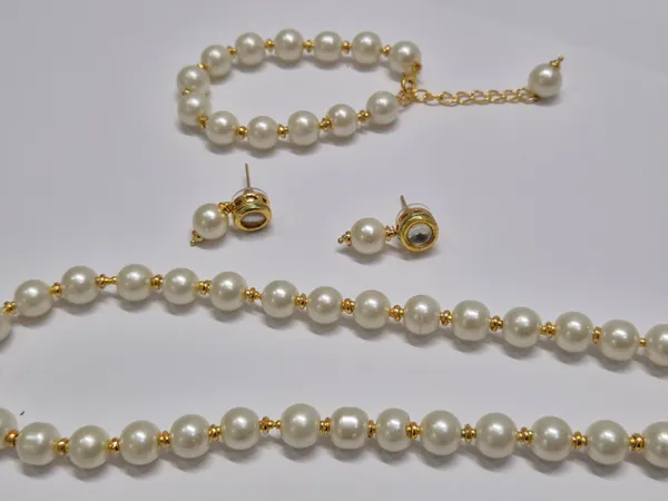 White_Pearl_Jewellery_Set_With_Golden_Spacers_-_5_Piece_Set