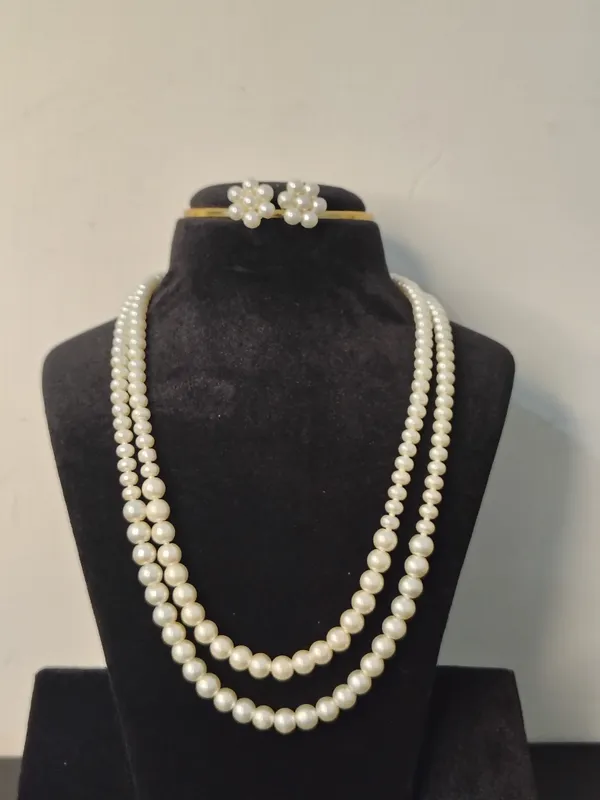 White_Pearl_Long_Necklace_With_Earrings