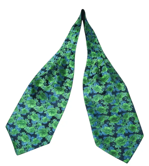 Men’s_Luxury_Paisley_Ascot_Tie_Cravat_–_Premium_Micro_Silk_Italian_Style_Neckwear_for_Wedding,_Party_&_Formal_Wear_|_AACHINO
