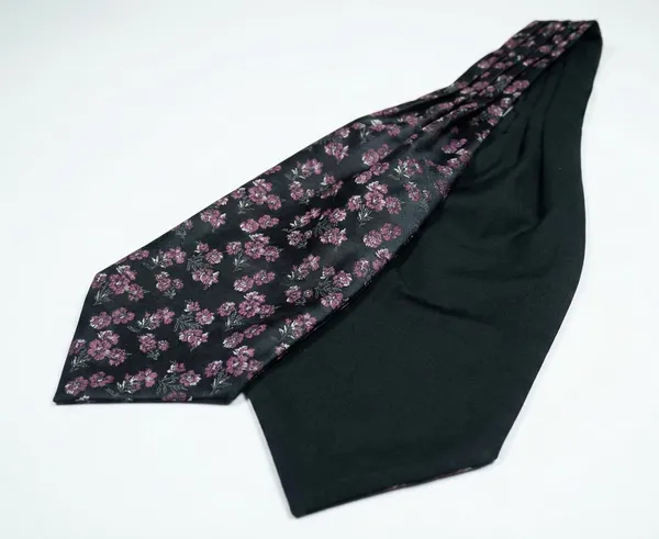 Men’s_Luxury_Paisley_Ascot_Tie_Cravat_–_Premium_Micro_Silk_Italian_Style_Neckwear_for_Wedding,_Party_&_Formal_Wear_|_AACHINO
