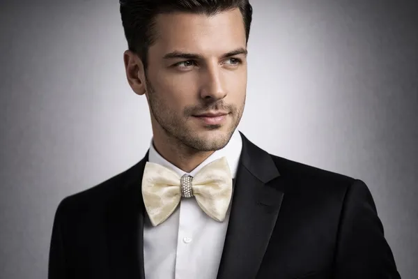 AACHINO_Elegant_Velvet_Bow_Tie_Gift_Box_Set_–_Pre_Tied_Adjustable_Men’s_Formal_Bow_for_Wedding_&_Party_Wear
