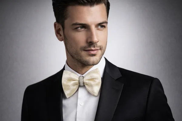 AACHINO_Premium_Velvet_Bow_Tie_for_Men_with_Gift_Box_|_Pre-Tied_Adjustable_NeckBow_for_Wedding,_Party_&_Formal_Wear_(Beige)