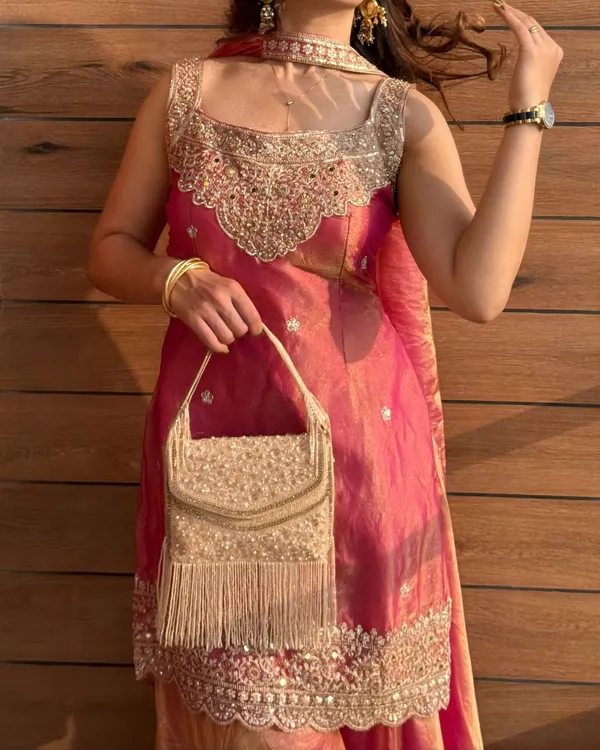 Elegant_Mumtaz_Suit