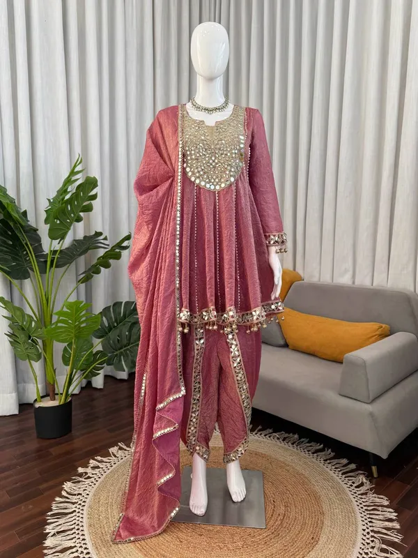 Dhotisyle_Suit