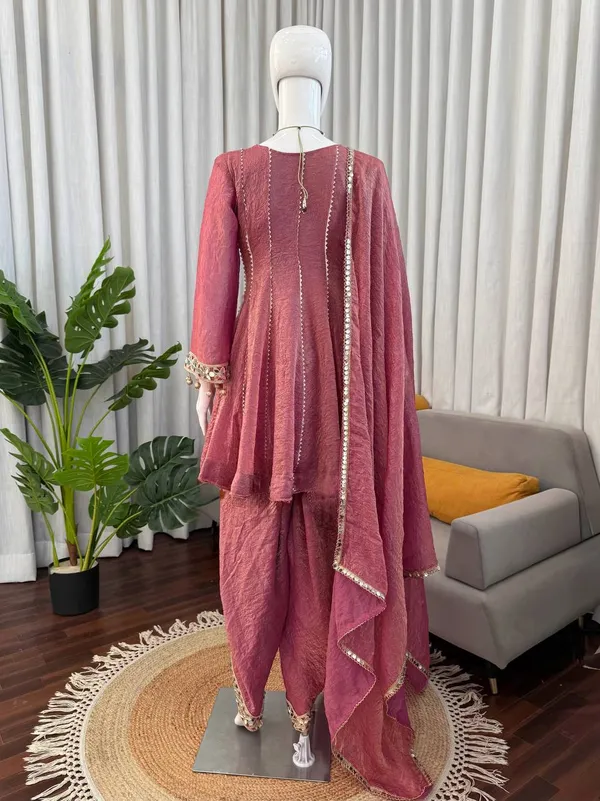 Dhotisyle_Suit