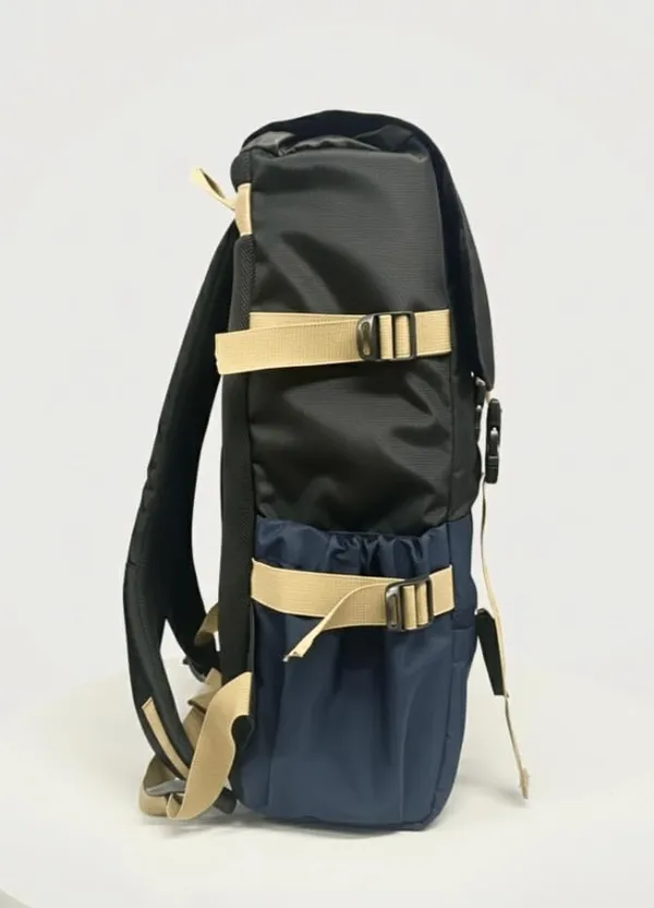 School_Bag_And_Laptop_Backpacks_For_Unisex_30_Litres