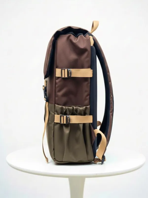 School_Bag_And_Laptop_Backpacks_For_Unisex_30_Litres