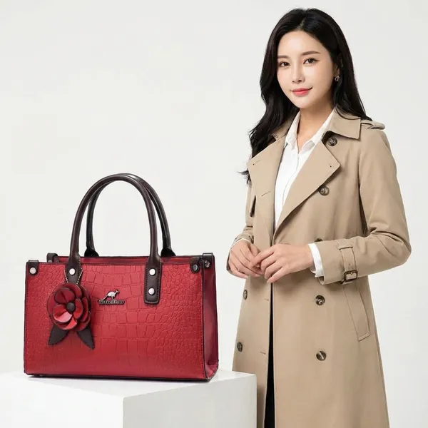 Red_Synthetic_Leather_Handbag_For_Women
