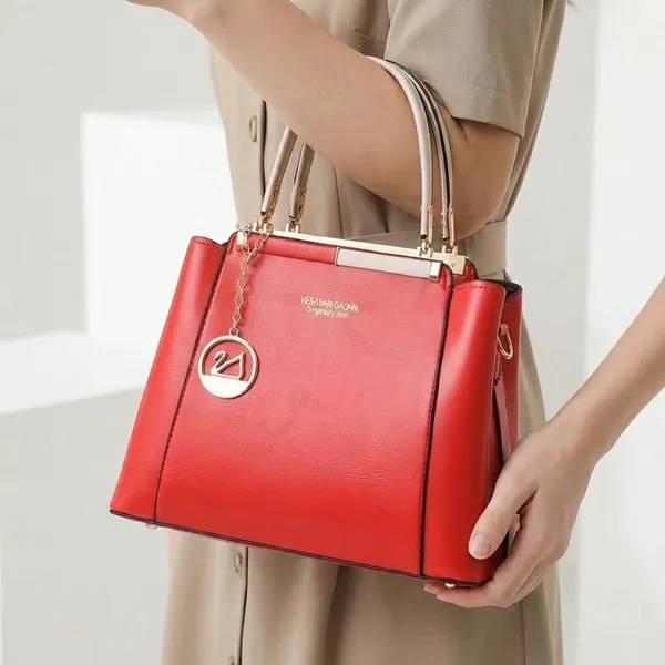 Red_Synthetic_Leather_Handbag_For_Women