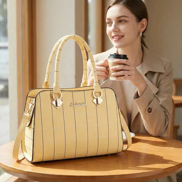 Light_Yellow_Faux_Leather_Handbag_For_Women