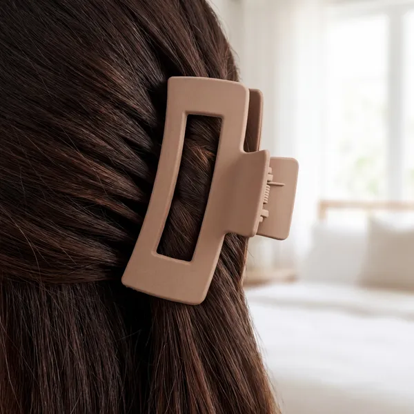 Matte_Finish_Hair_Claw_Clips_-_Set_Of_4_(White,_Black,_Brown,_Beige)