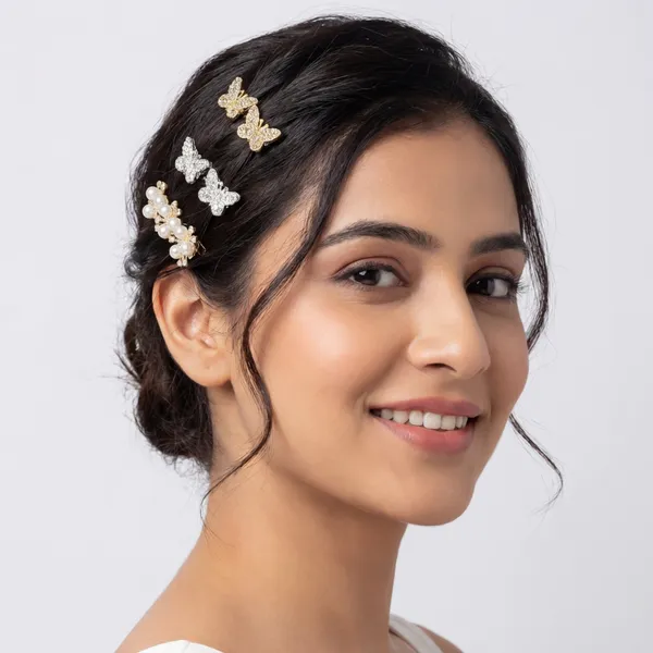 Pack_Of_4_Stylish_Butterfly_Pearl_Hair_Pins_Set_Korean_Fancy_Rhinestone_Hair_Accessories_For_Women_Girls