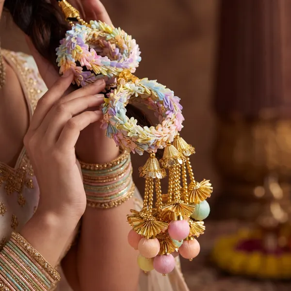 Traditional_Punjabi_Heavy_Hair_Paranda_Paranda_For_Women_Girls_Bridal_Braid_Hair_Accessory_With_Tassels_Pom_Pom_Pastel_Color_Tassels