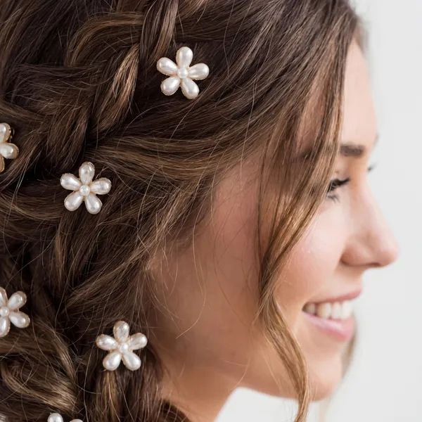 Pearl_Flower_Hair_Accessories_-_Set_Of_10_Pieces