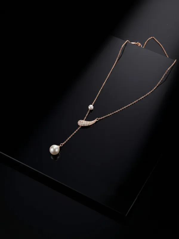TGO_Elegant_Pearl_Drop_Pendant_Necklace_in_Gold_Tone