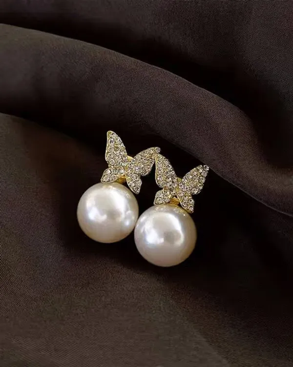TGO_Crystal_Butterfly_&_Oversized_Pearl_Stud_Earrings