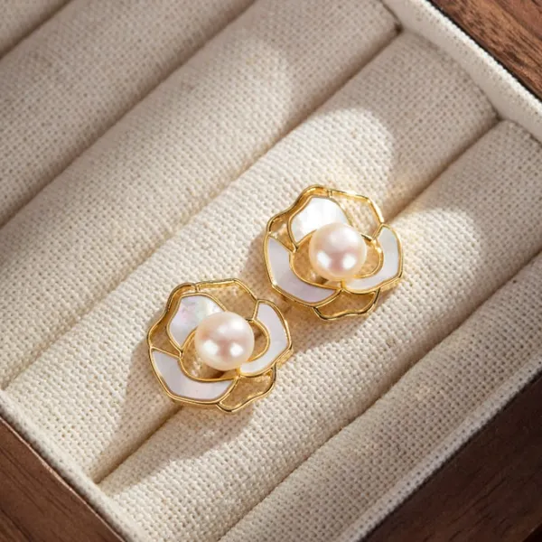 TGO_Gold_Floral_Pearl_Stud_Earrings
