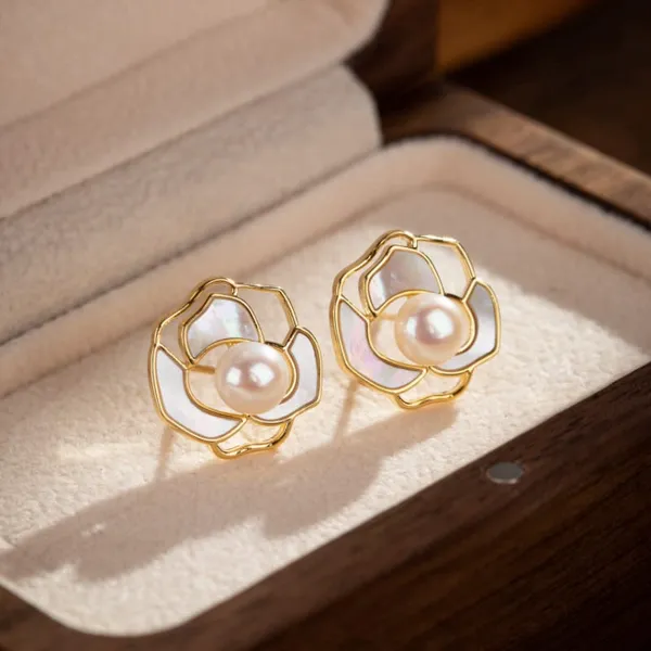 TGO_Gold_Floral_Pearl_Stud_Earrings